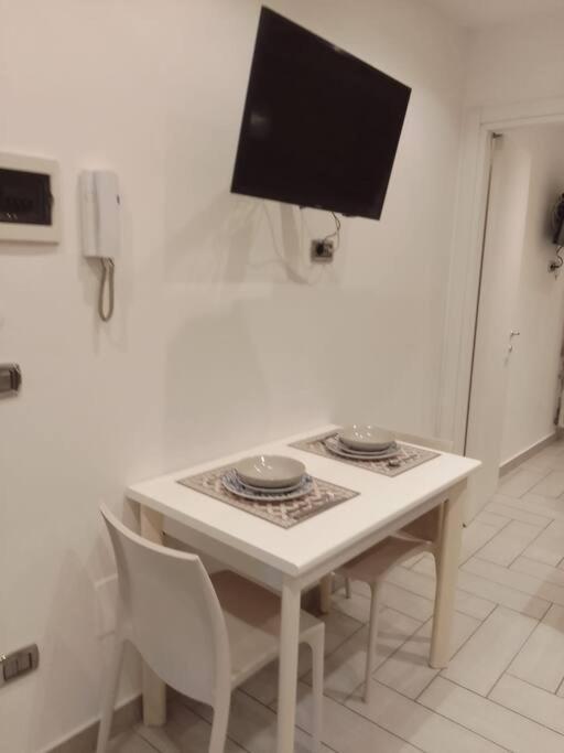 Oltre Me Lägenhet Bari Exteriör bild